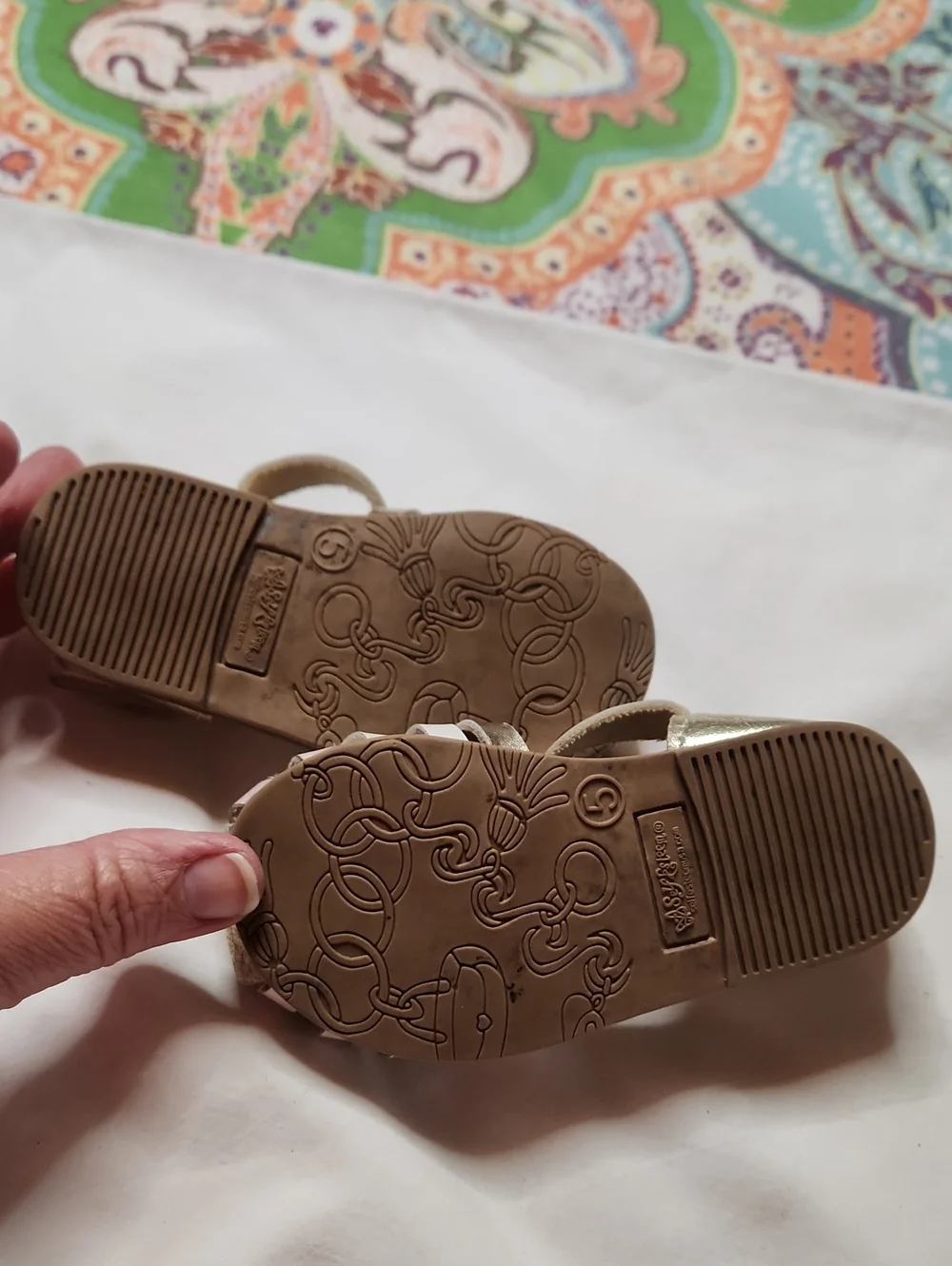 SELF ESTEEM sz 5 Pink ,gold And White Sandals Toddler Shoes  Baby Girls Clothes